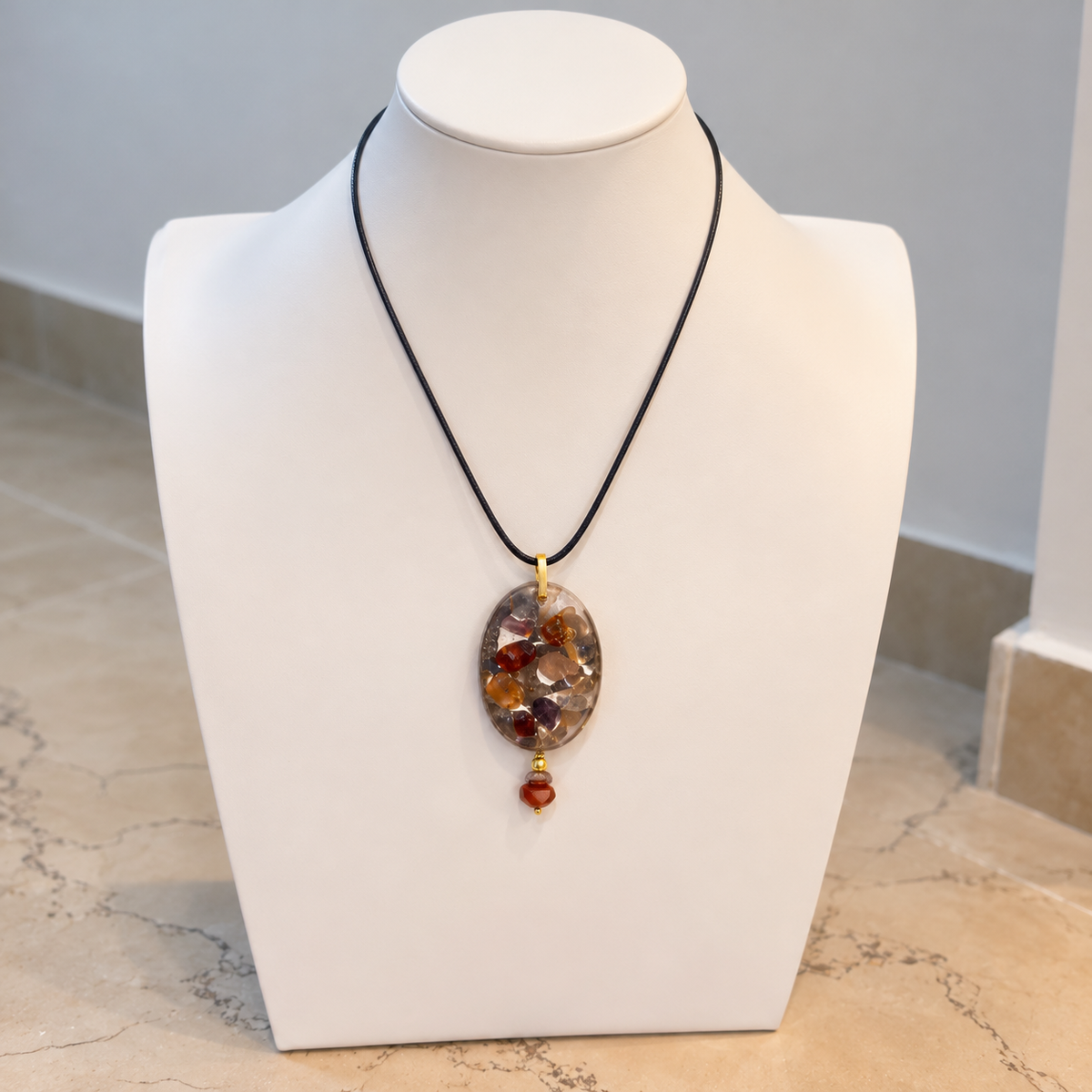 Amberly pendant on ivory bust