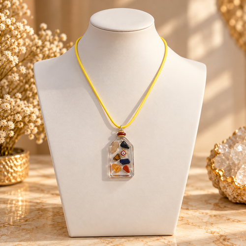 Graceful pendant on white bust